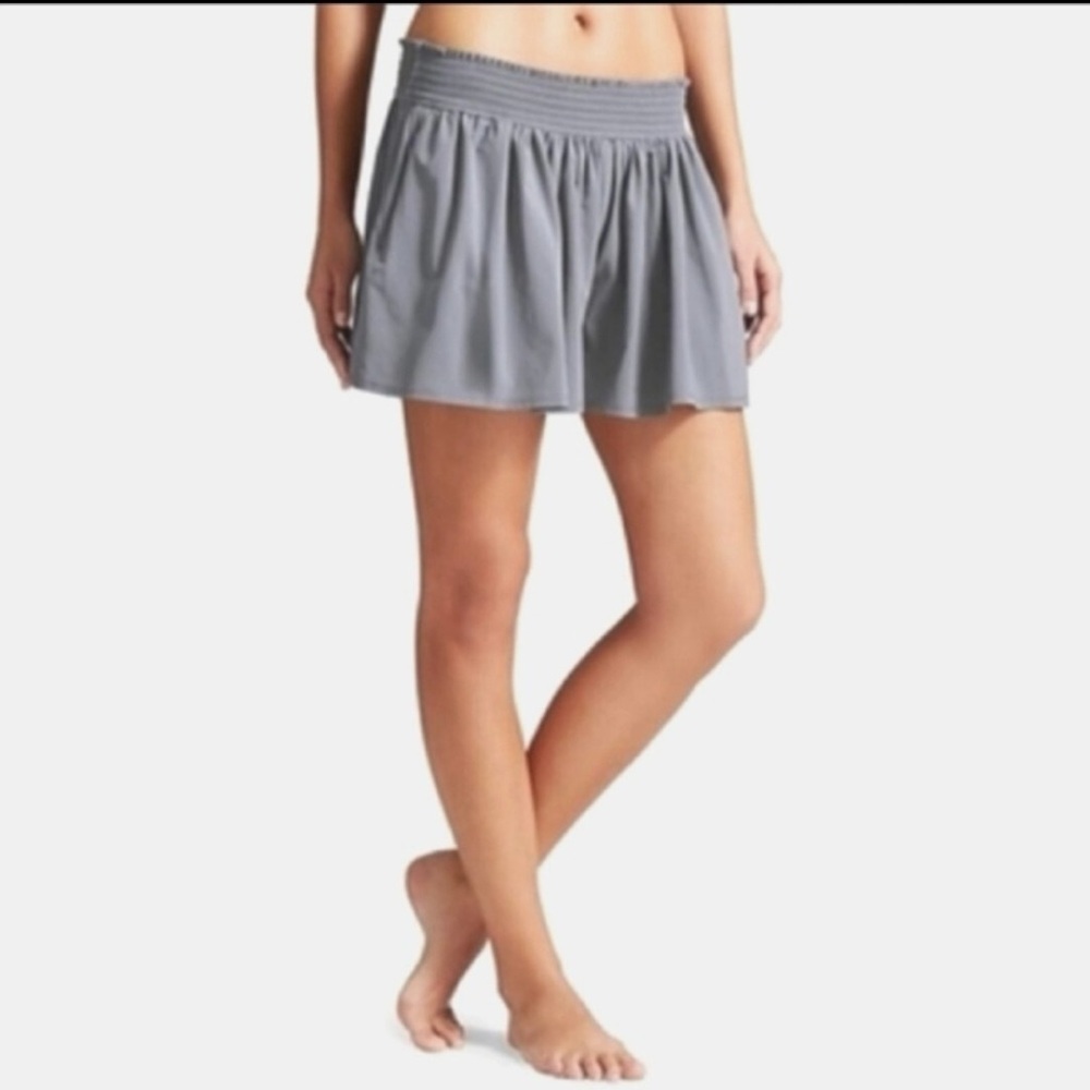 Athleta Gray Sneaky Shorts Flutter Fit Flowy Womens Sz. S